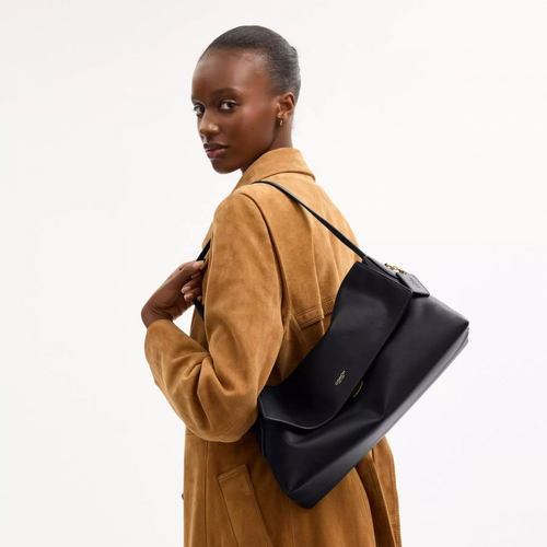 Chelsea Leather Shoulder Bag 36 "Black"