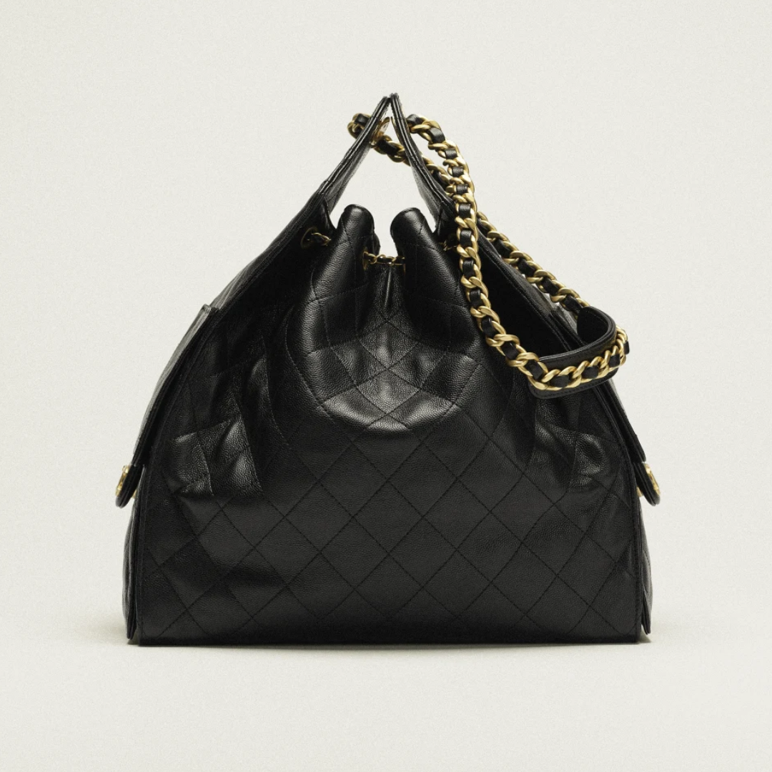 25 Medium Handbag Grained Calfskin "Black"
