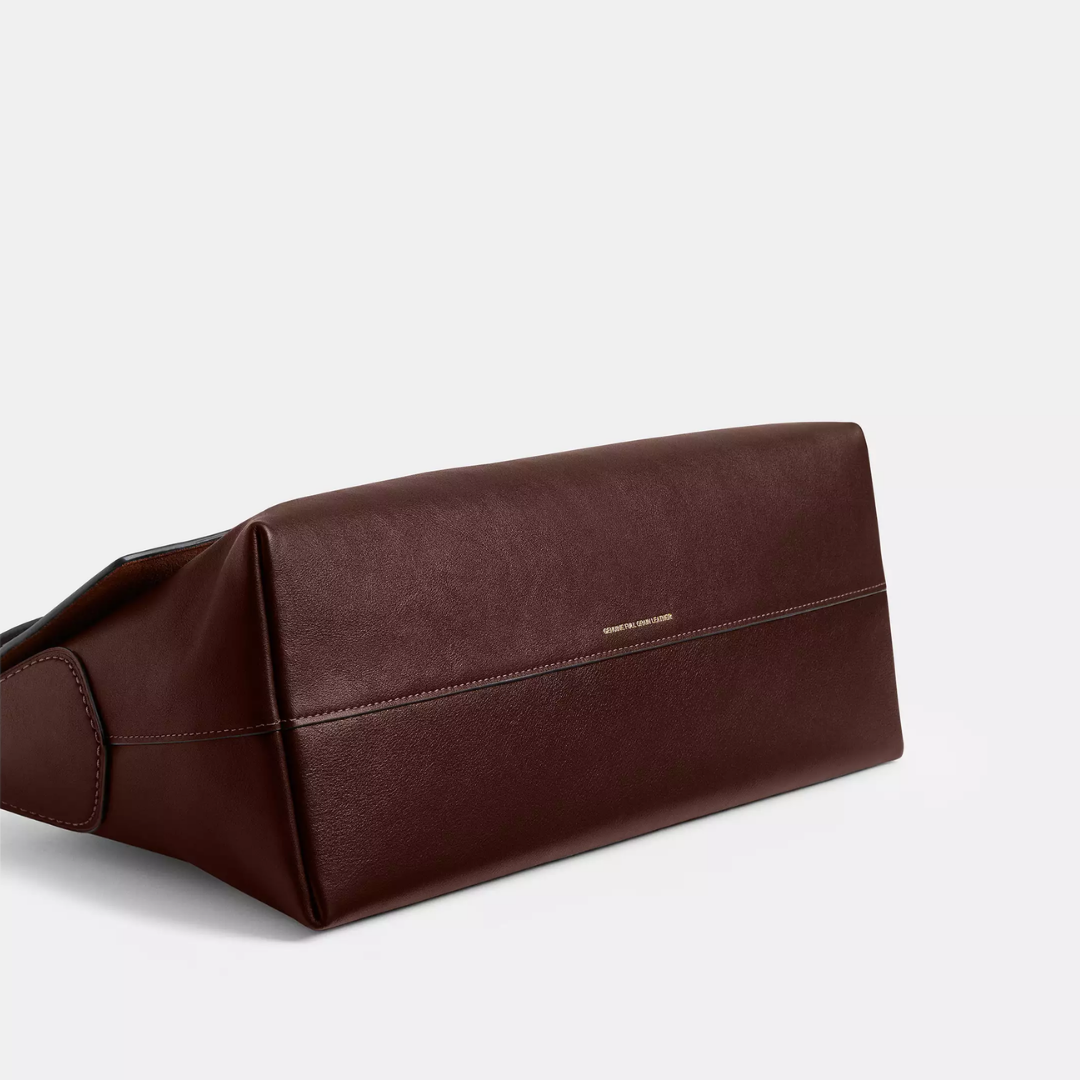 Chelsea Leather Shoulder Bag 36 "Brown"